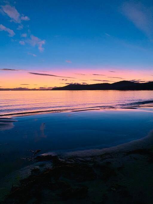 Beachfront Self Contained Studio White Beach ภายนอก รูปภาพ